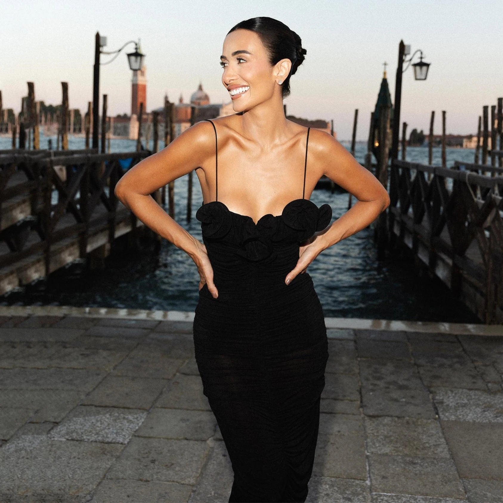 Black White Bikini With Beach Skirt Push Up Swimsuit